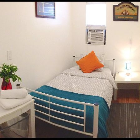 Bikini Hostel, Cafe & Beer Garden (Adults Only) Miami Beach Exterior photo